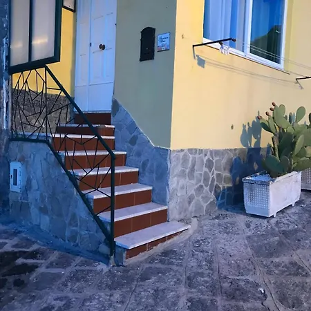 Residenza Mena Marina Corricella * Procida